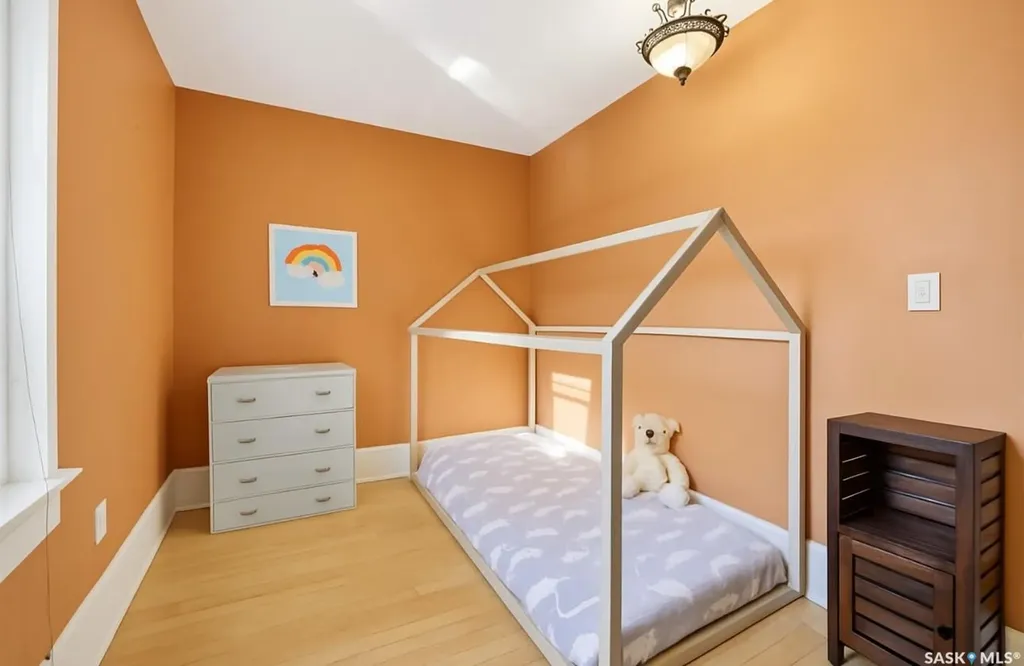 702 Queen Street Saskatoon SK S7K 0M9