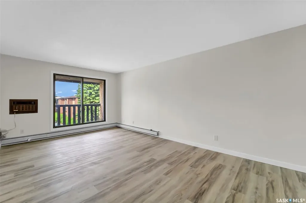 315 Tait Crescent Saskatoon SK S7H 5L6