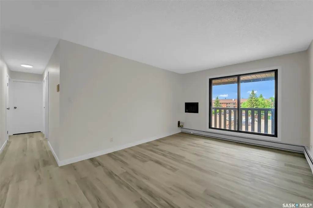 315 Tait Crescent Saskatoon SK S7H 5L6