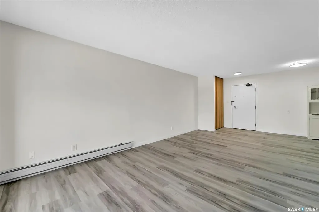 315 Tait Crescent Saskatoon SK S7H 5L6