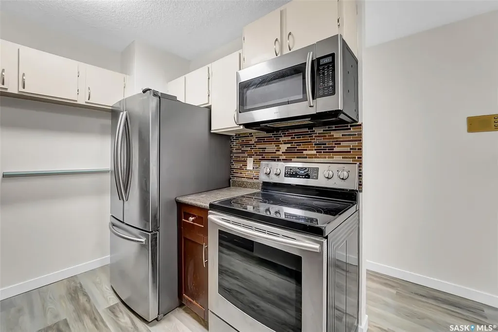 315 Tait Crescent Saskatoon SK S7H 5L6