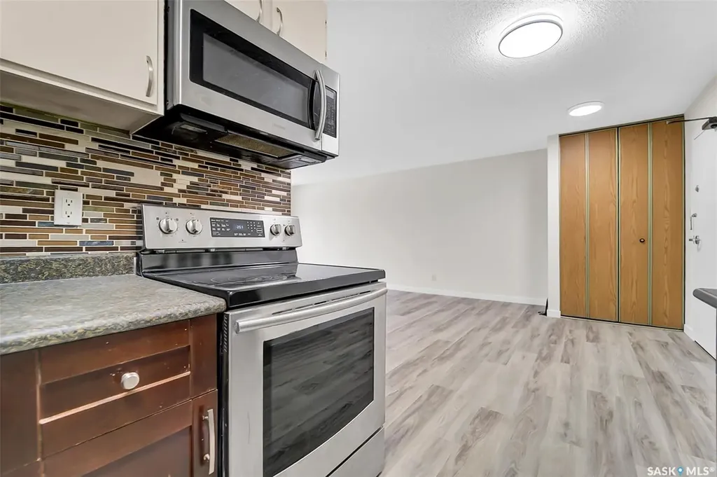 315 Tait Crescent Saskatoon SK S7H 5L6