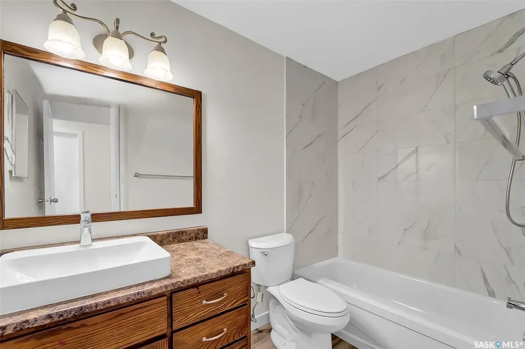 315 Tait Crescent Saskatoon SK S7H 5L6