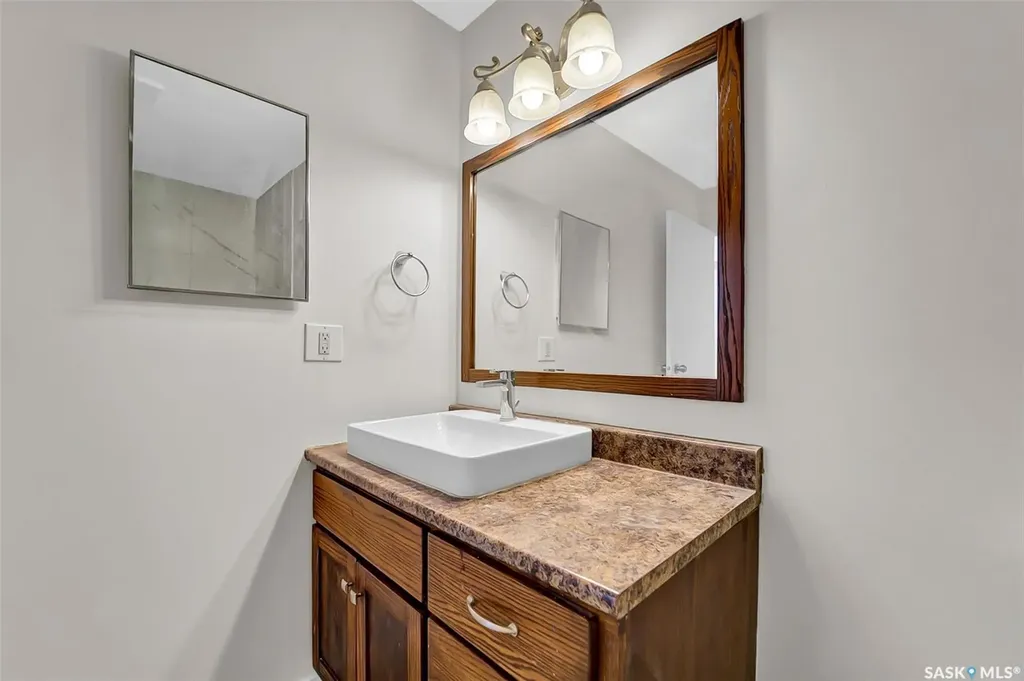 315 Tait Crescent Saskatoon SK S7H 5L6