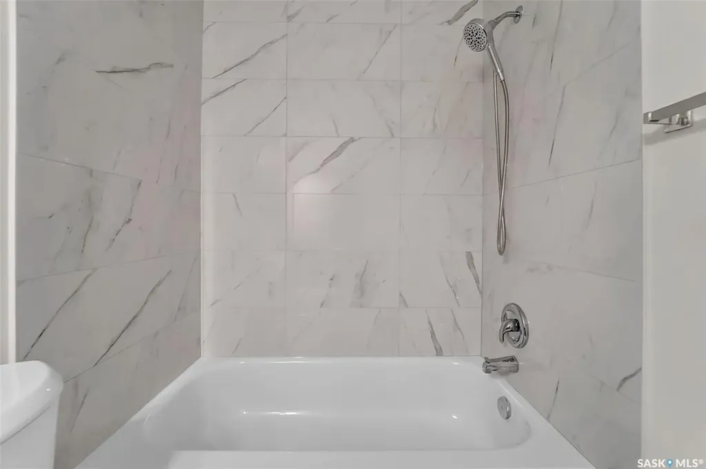 315 Tait Crescent Saskatoon SK S7H 5L6
