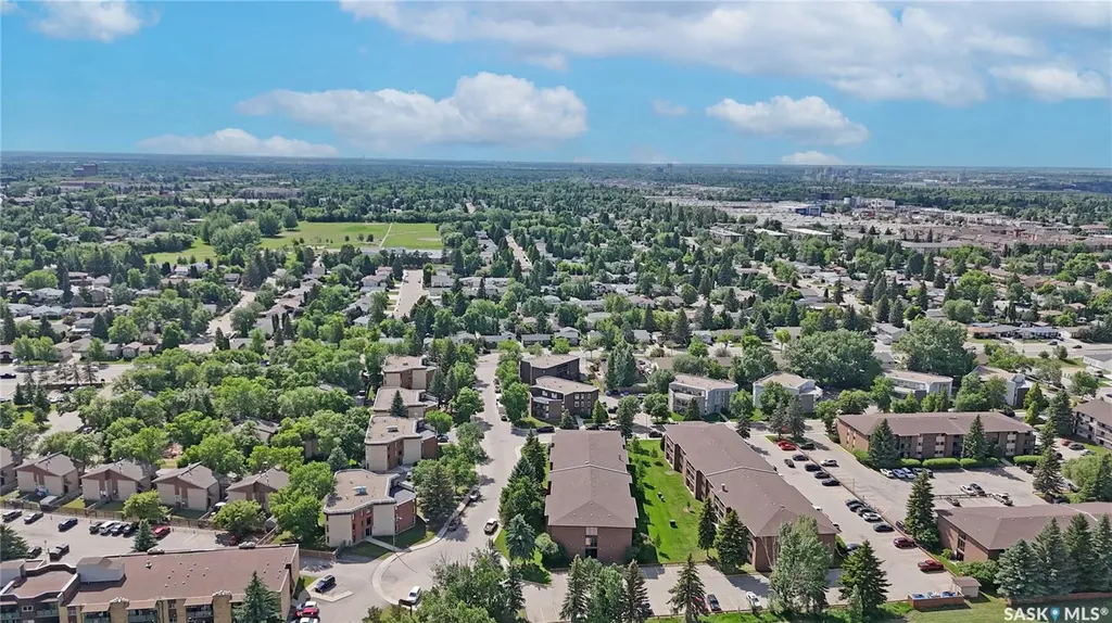 315 Tait Crescent Saskatoon SK S7H 5L6