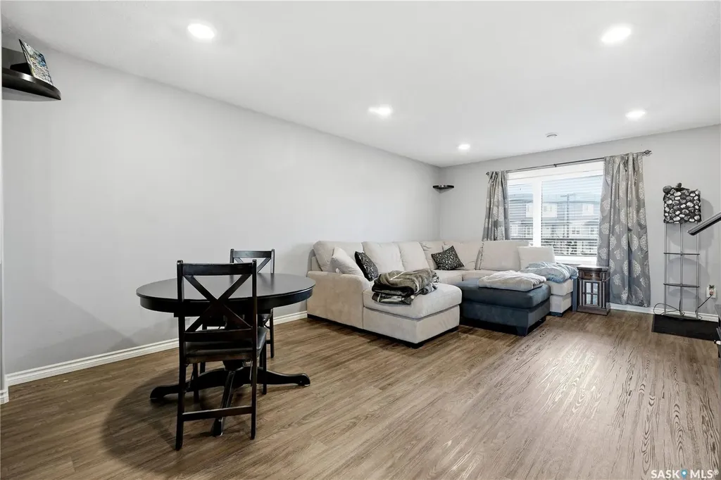 110 Akhtar Bend Saskatoon SK S7W 0B8