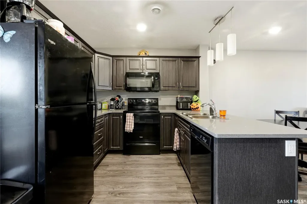 110 Akhtar Bend Saskatoon SK S7W 0B8