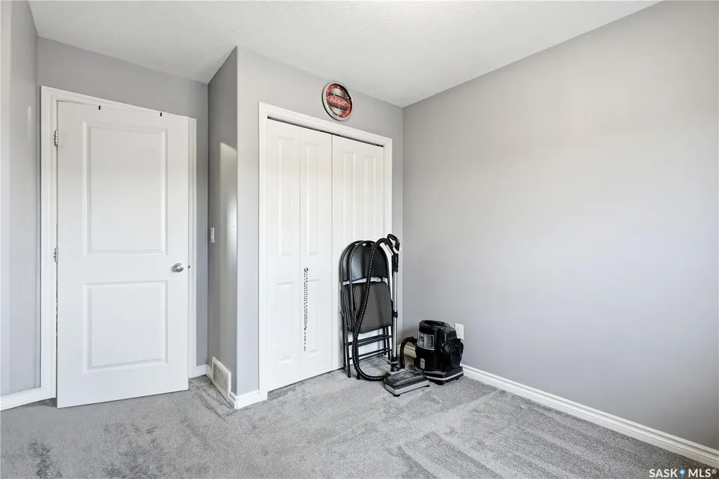 110 Akhtar Bend Saskatoon SK S7W 0B8