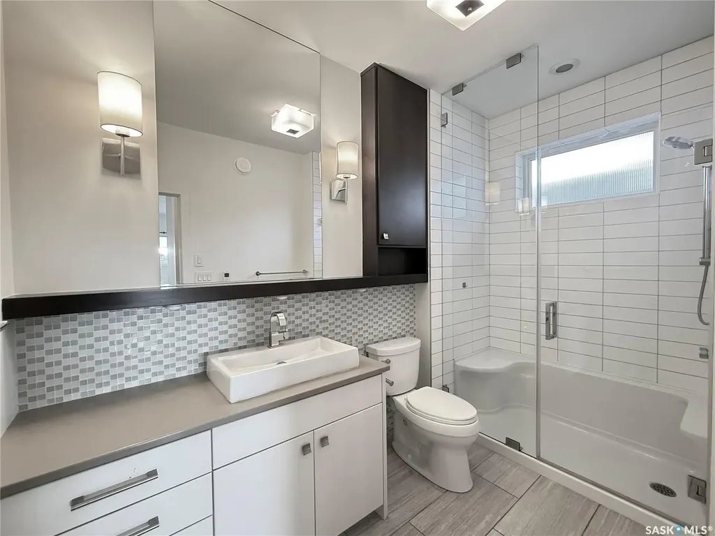 926 Wilkins Court Saskatoon SK S7W 0C7