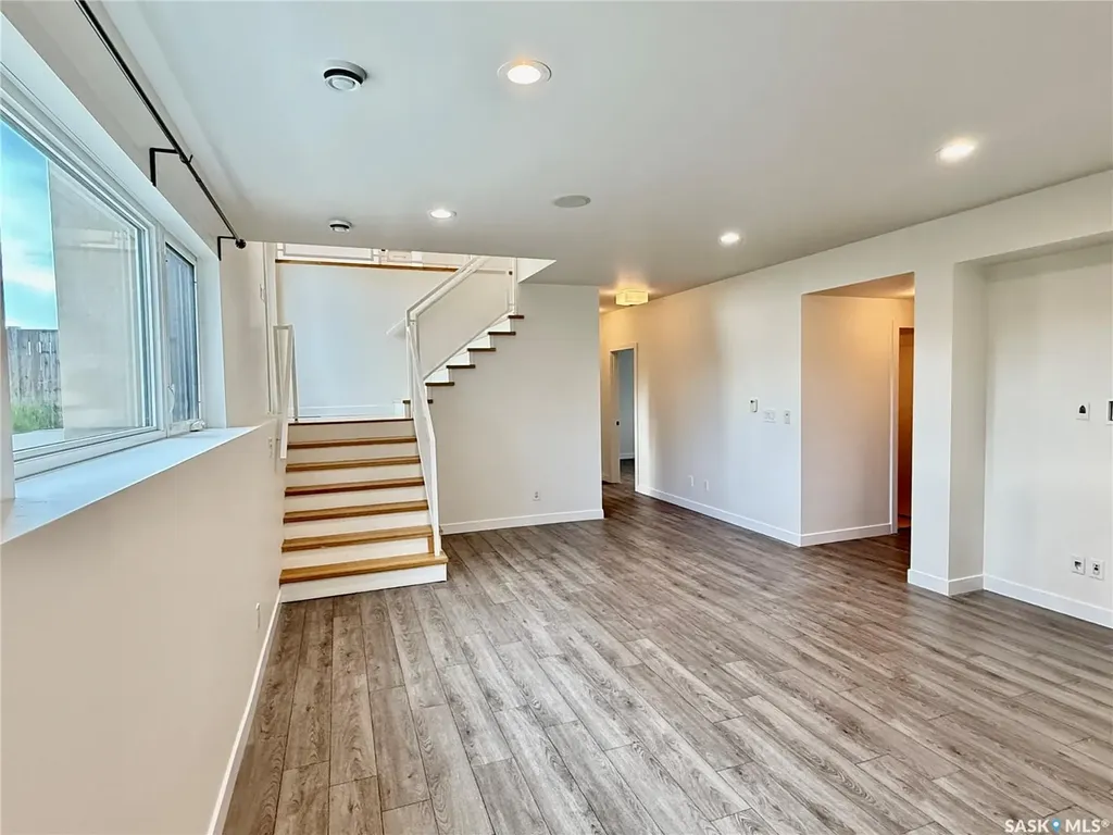 926 Wilkins Court Saskatoon SK S7W 0C7