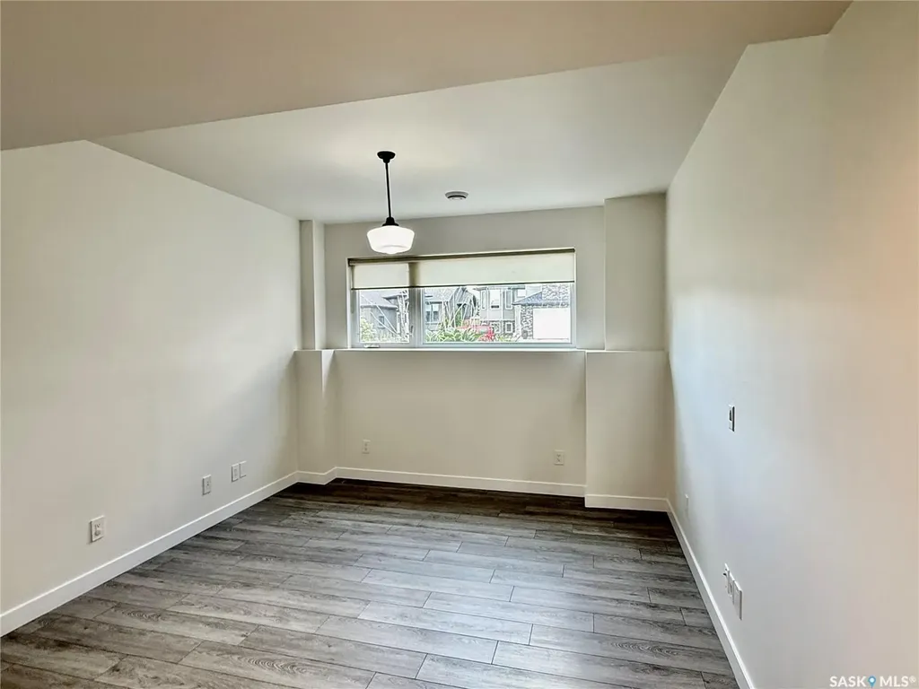 926 Wilkins Court Saskatoon SK S7W 0C7
