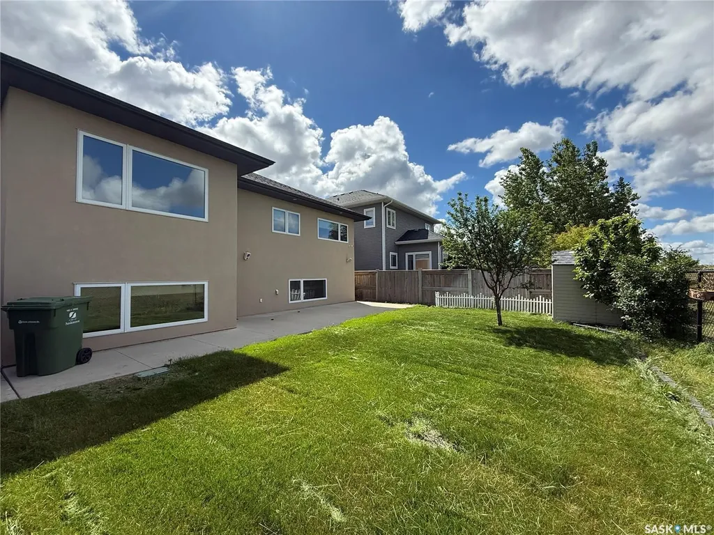 926 Wilkins Court Saskatoon SK S7W 0C7