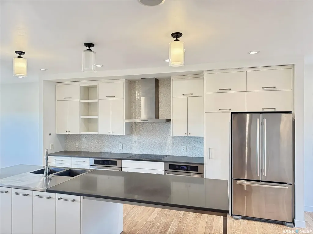 926 Wilkins Court Saskatoon SK S7W 0C7