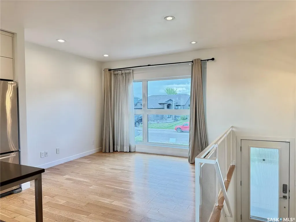 926 Wilkins Court Saskatoon SK S7W 0C7