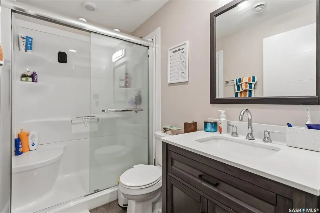 527 Kloppenburg Crescent Saskatoon SK S7W 0P1