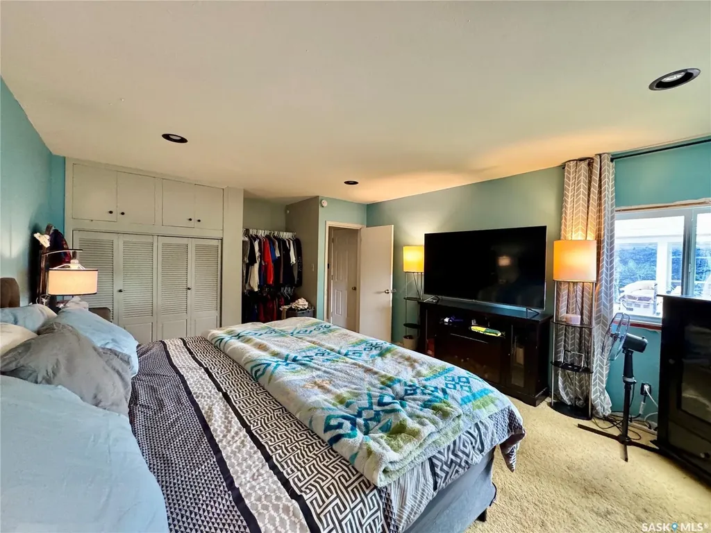 19 Logan Crescent W Yorkton SK S3N 0W1