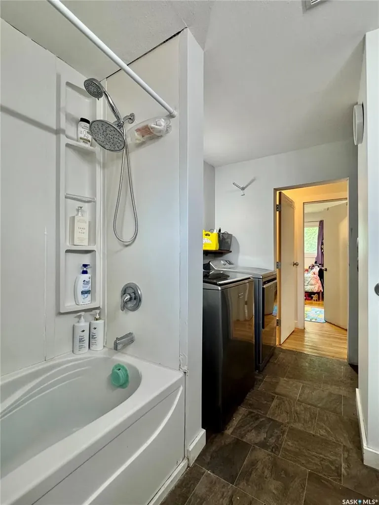 19 Logan Crescent W Yorkton SK S3N 0W1
