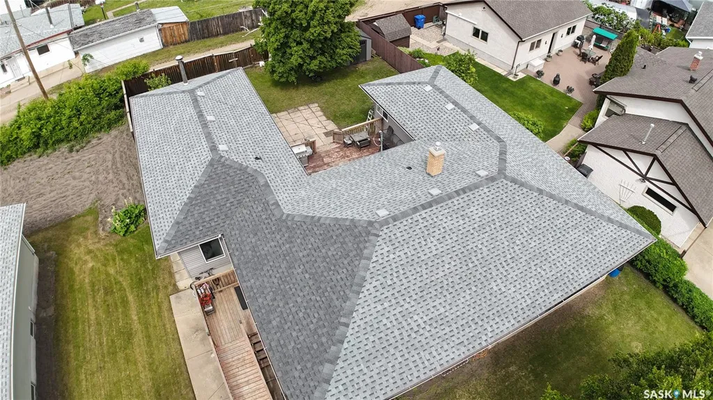 19 Logan Crescent W Yorkton SK S3N 0W1