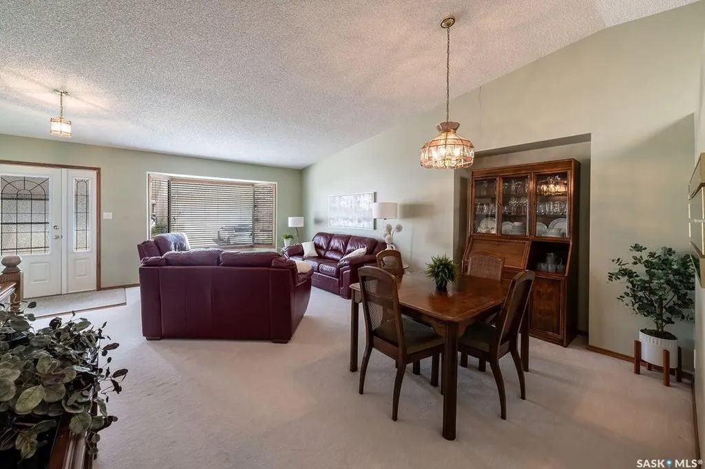59 Greensboro Drive Regina SK S4S 7G1