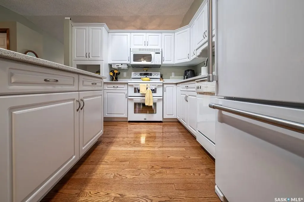 59 Greensboro Drive Regina SK S4S 7G1
