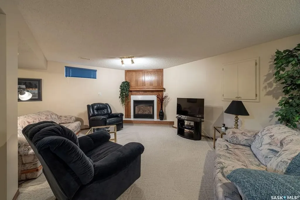 59 Greensboro Drive Regina SK S4S 7G1