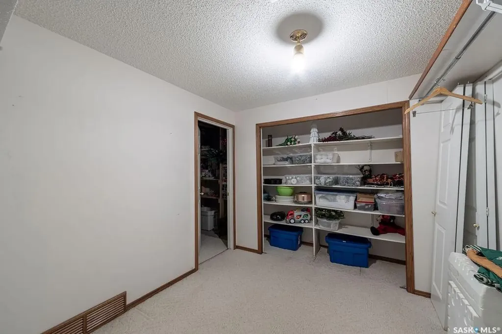 59 Greensboro Drive Regina SK S4S 7G1