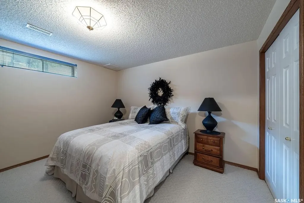 59 Greensboro Drive Regina SK S4S 7G1
