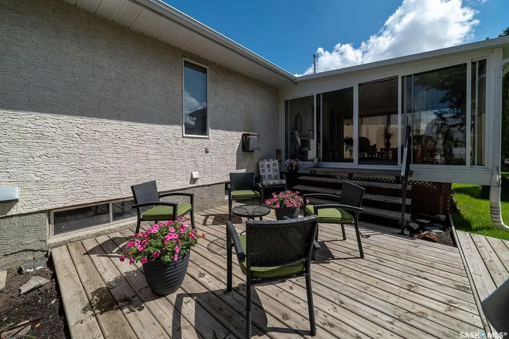 59 Greensboro Drive Regina SK S4S 7G1