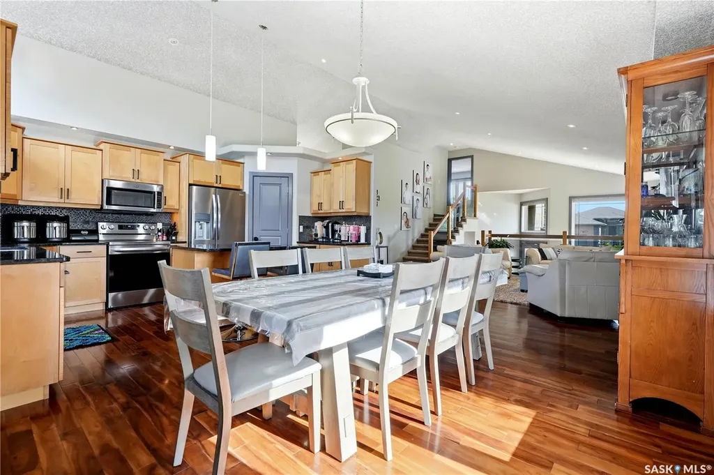 1 Wellington Bay White City SK S4L 0B6