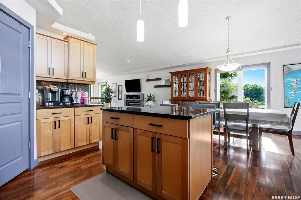 1 Wellington Bay White City SK S4L 0B6