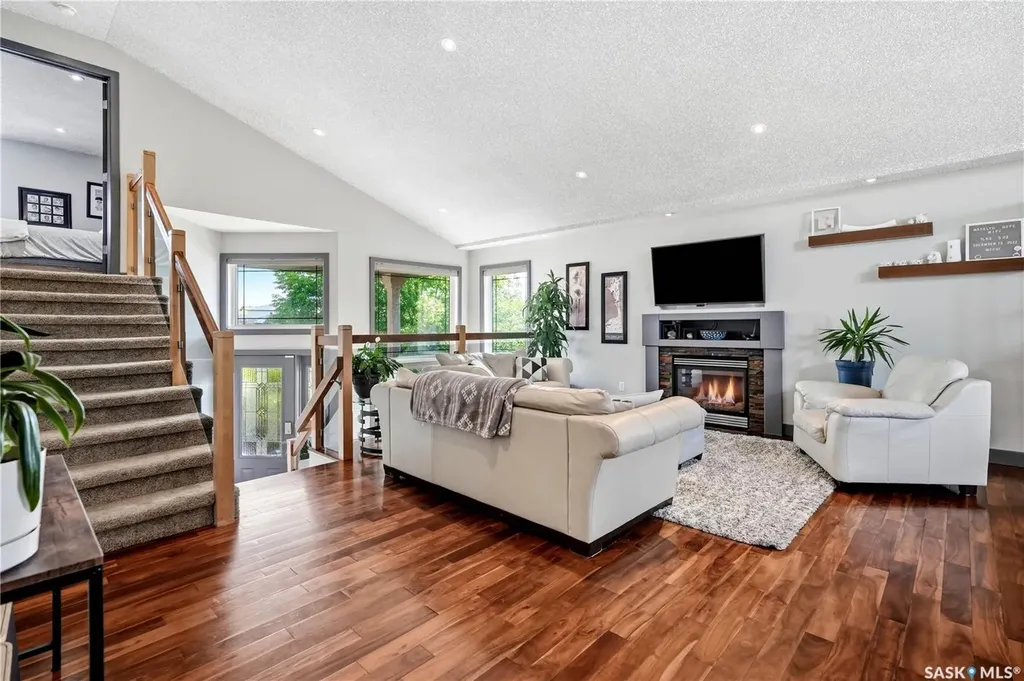 1 Wellington Bay White City SK S4L 0B6