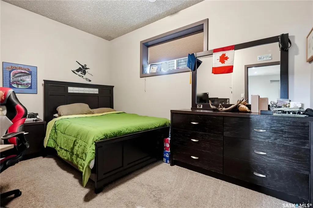 1 Wellington Bay White City SK S4L 0B6
