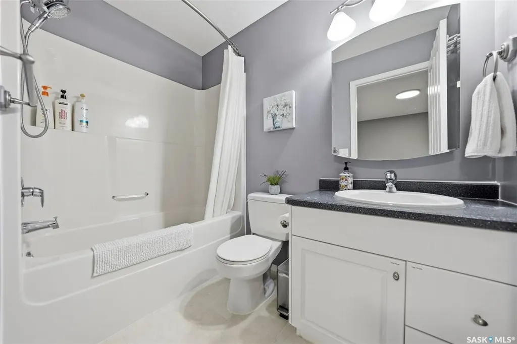 738 Wright Crescent Saskatoon SK S7N 4T8
