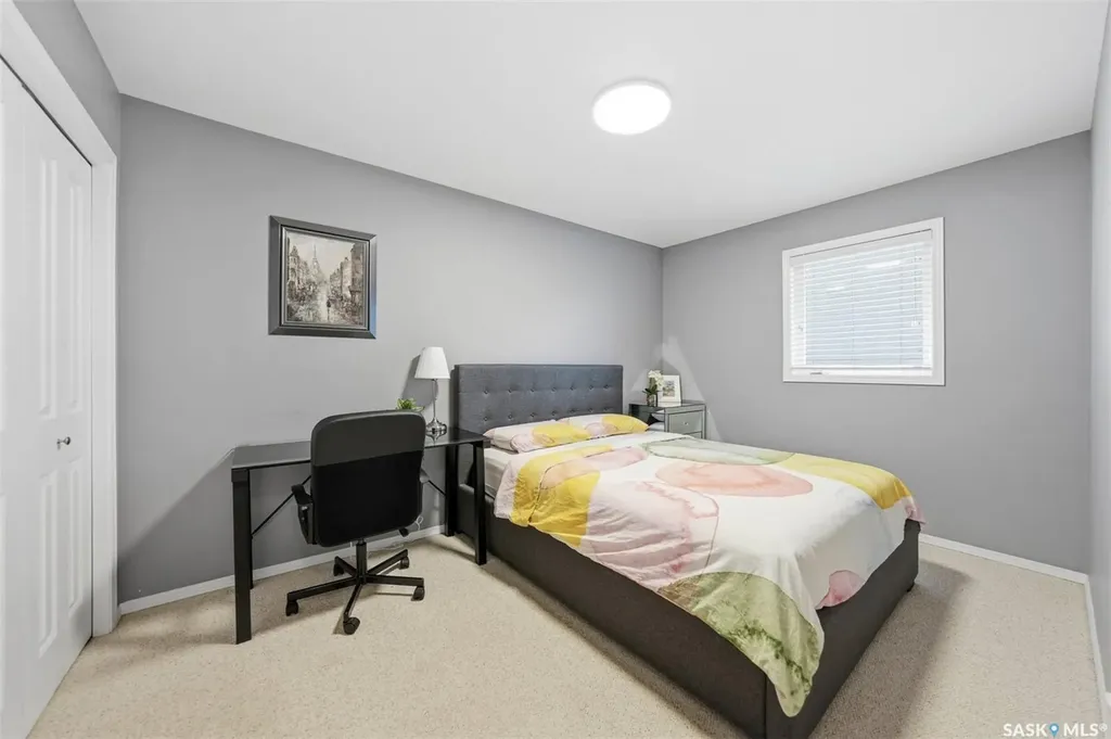 738 Wright Crescent Saskatoon SK S7N 4T8