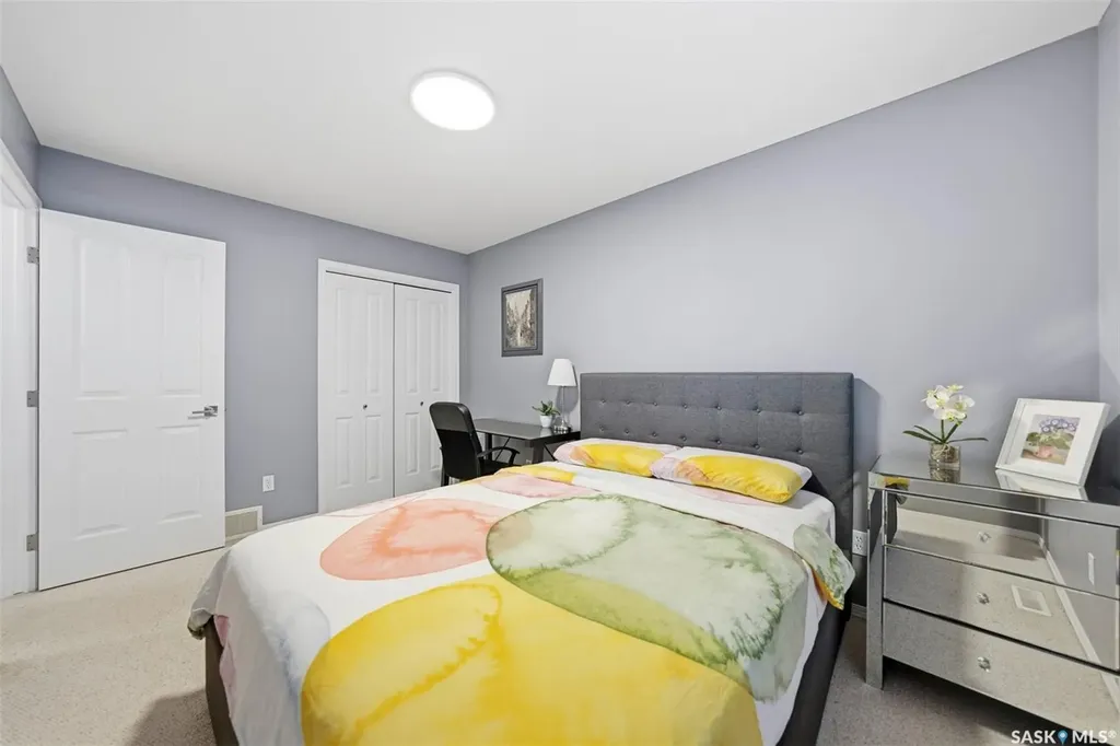 738 Wright Crescent Saskatoon SK S7N 4T8