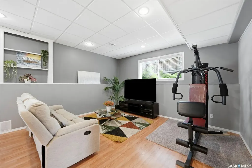 738 Wright Crescent Saskatoon SK S7N 4T8