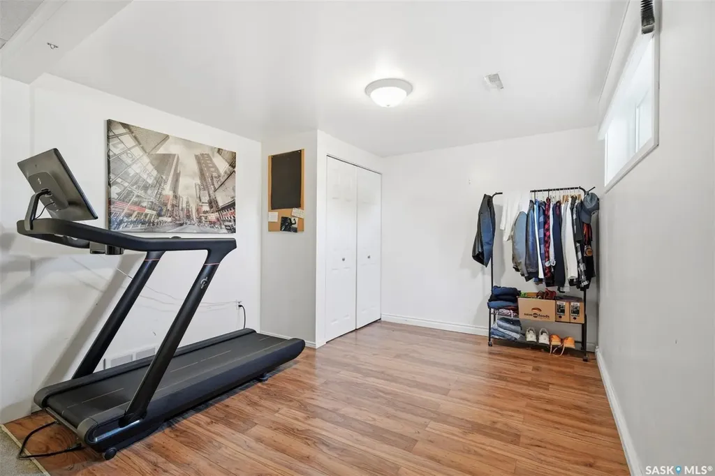 23 Nicholson Place Saskatoon SK S7L 5G7