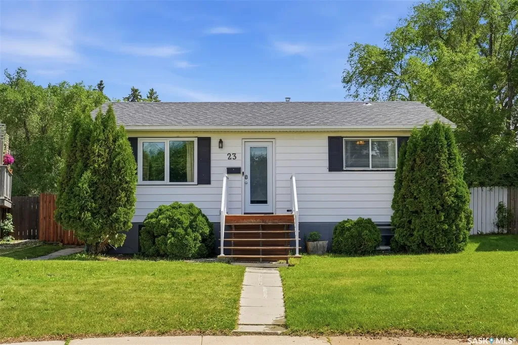23 Nicholson Place Saskatoon SK S7L 5G7