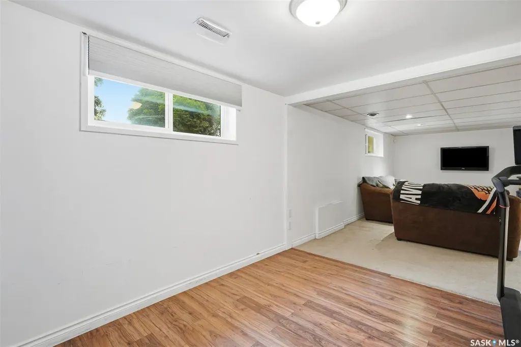23 Nicholson Place Saskatoon SK S7L 5G7