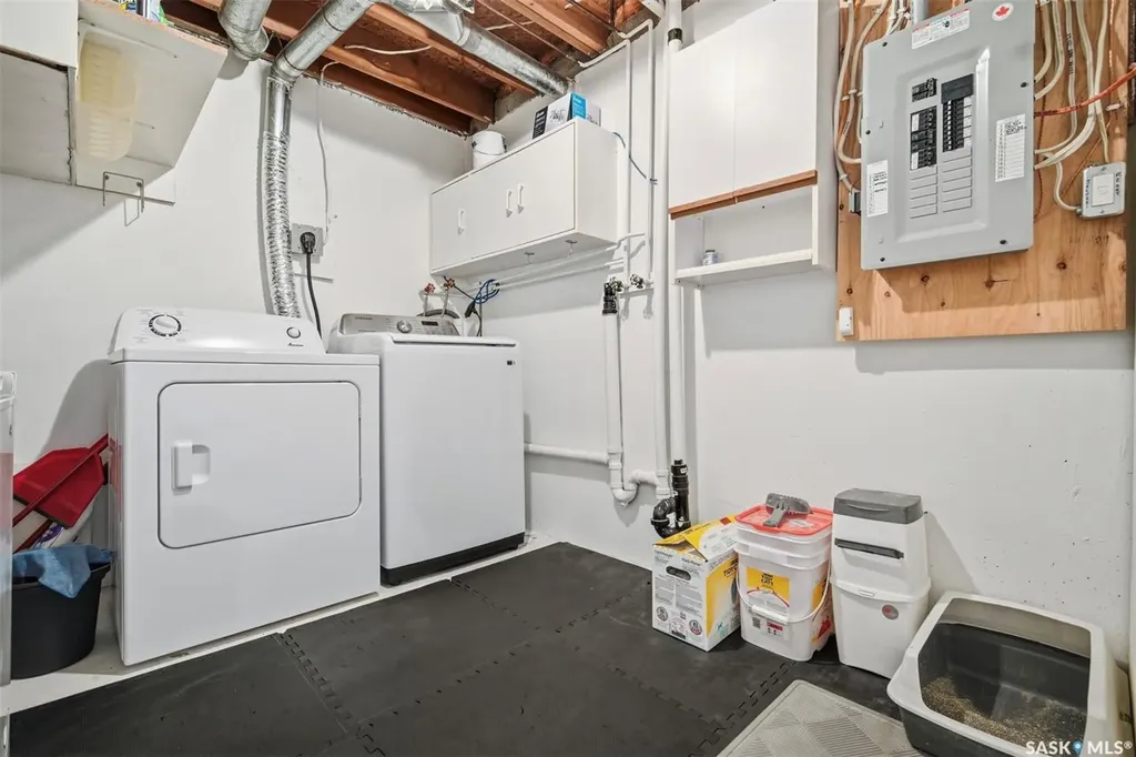 23 Nicholson Place Saskatoon SK S7L 5G7