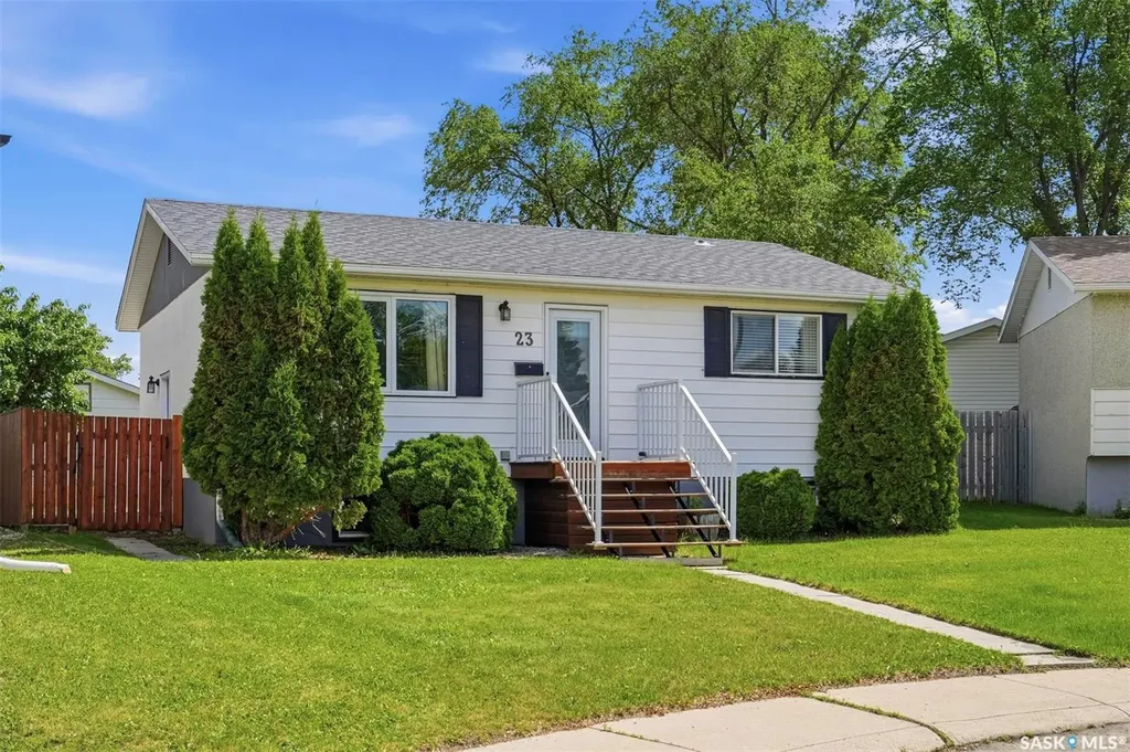 23 Nicholson Place Saskatoon SK S7L 5G7