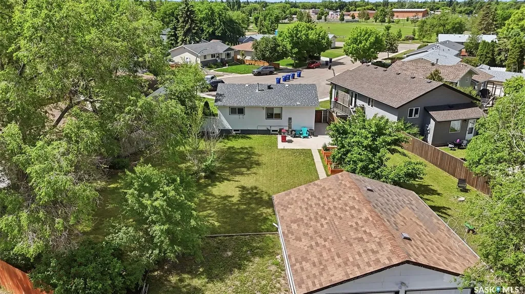 23 Nicholson Place Saskatoon SK S7L 5G7
