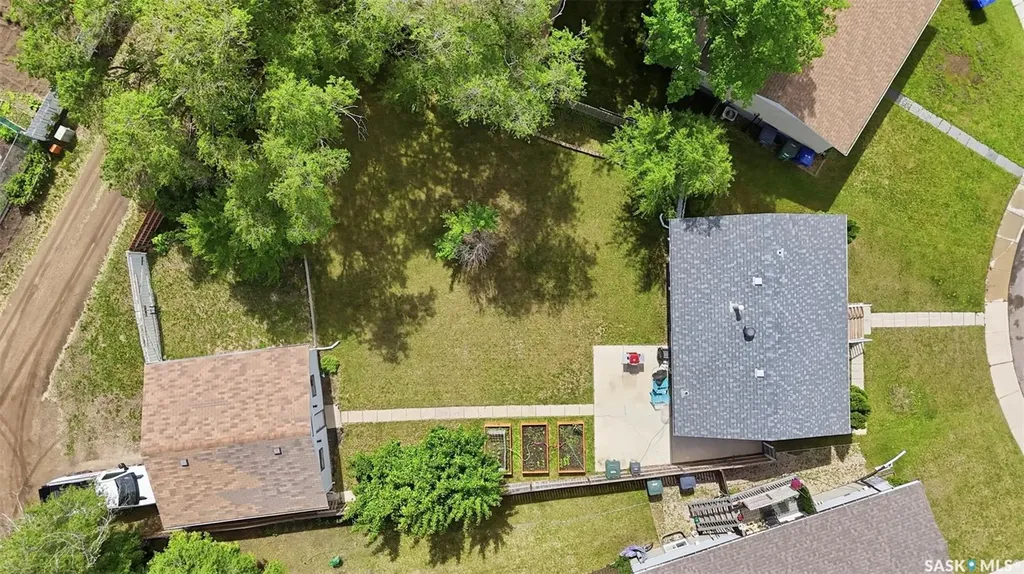 23 Nicholson Place Saskatoon SK S7L 5G7