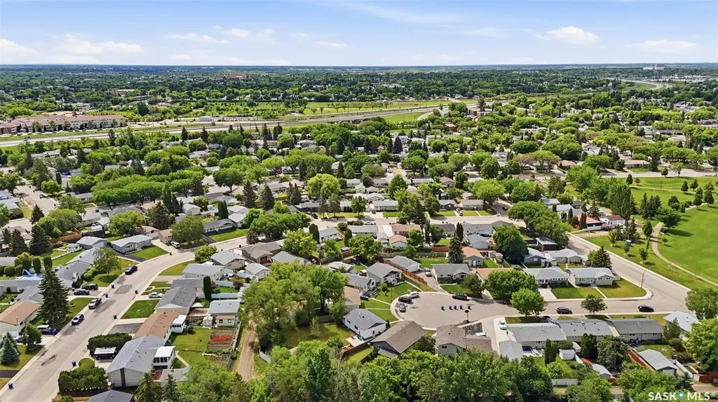 23 Nicholson Place Saskatoon SK S7L 5G7