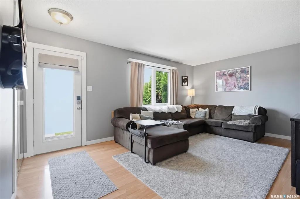 23 Nicholson Place Saskatoon SK S7L 5G7