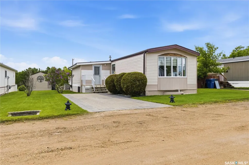 204 Cypress Way Blucher Rm No. 343 SK S7B 0A4