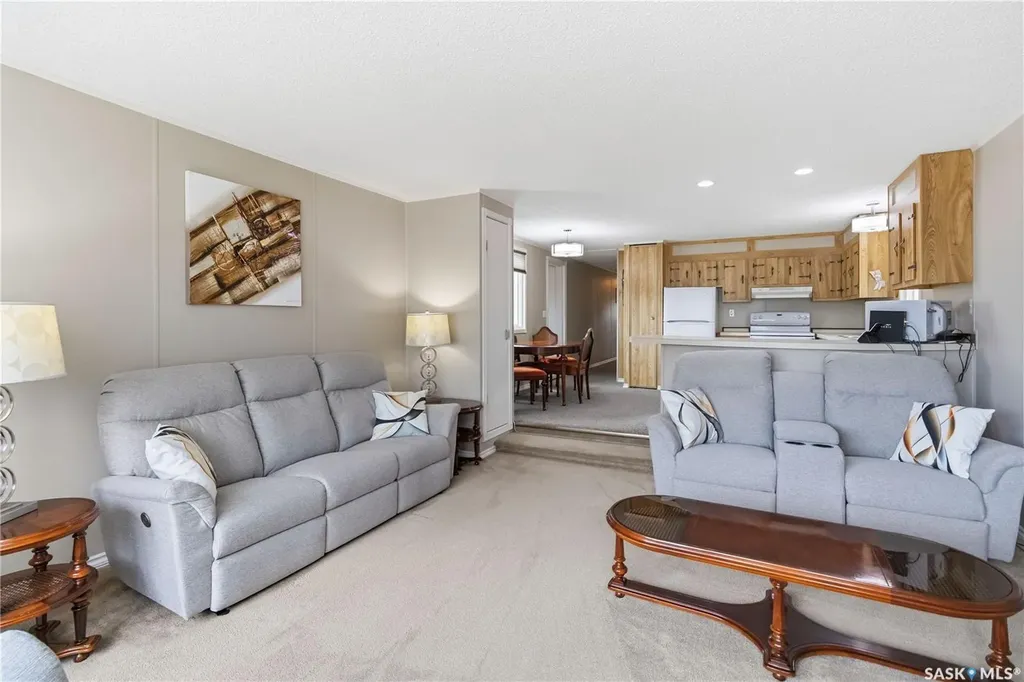 204 Cypress Way Blucher Rm No. 343 SK S7B 0A4