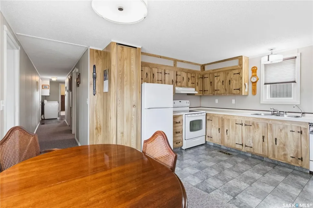 204 Cypress Way Blucher Rm No. 343 SK S7B 0A4
