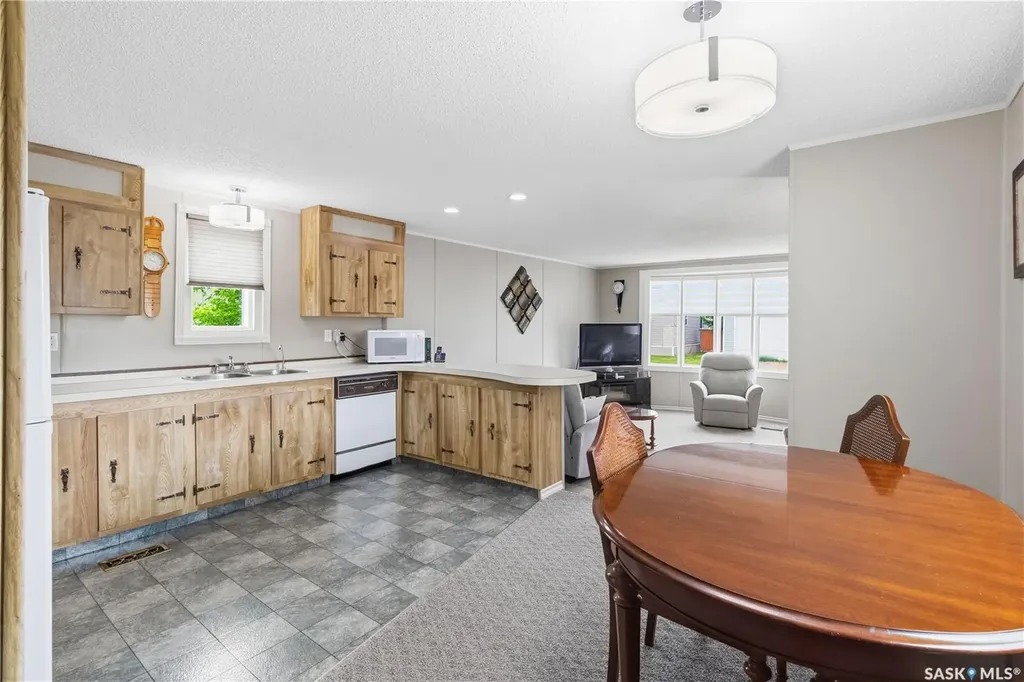 204 Cypress Way Blucher Rm No. 343 SK S7B 0A4